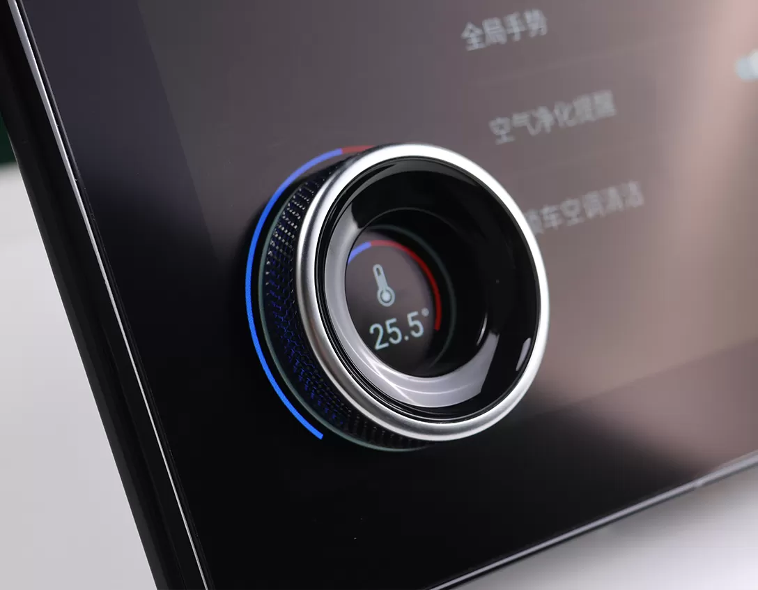 노브 디스플레이