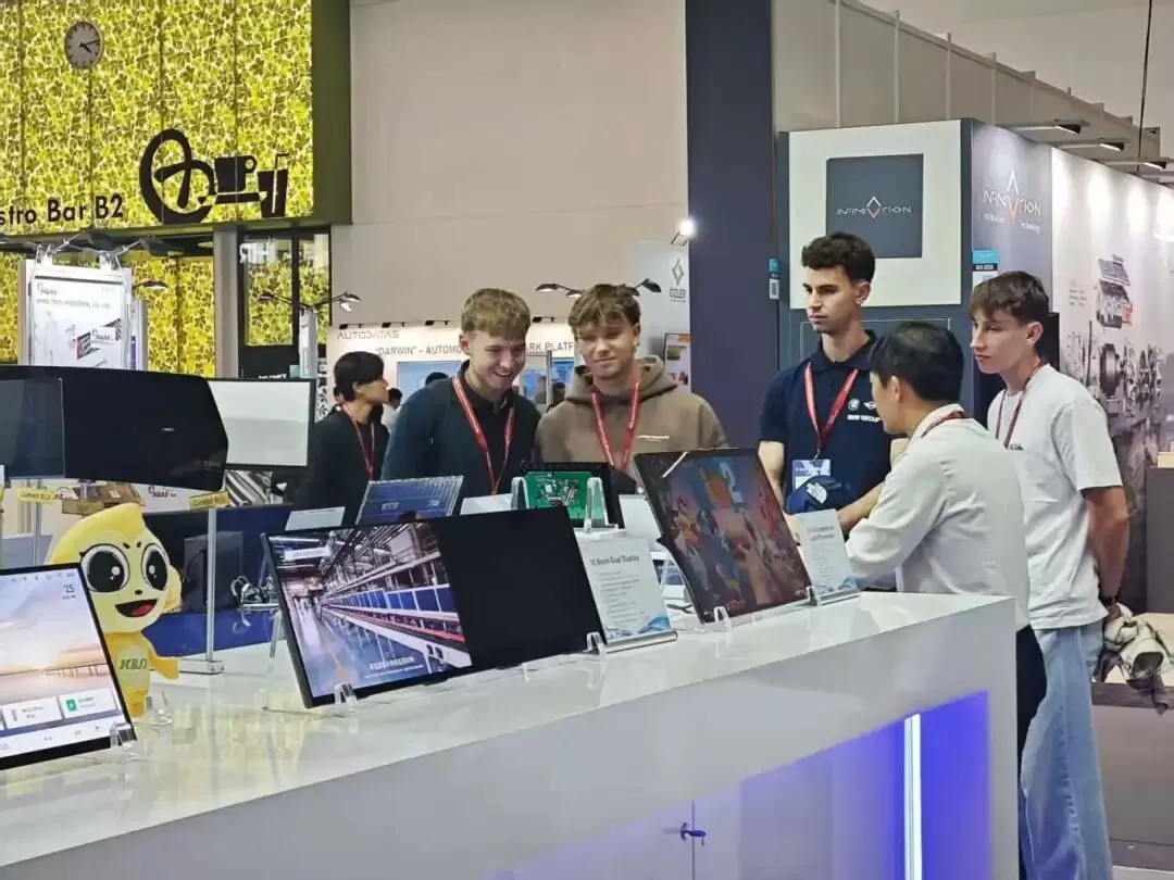 K&D Technology Pioneers Smart Mobility, Redefining the In-Vehicle Display Experience K&D Technology Pioneers Smart Mobility, Redefining the In-Vehicle Display Experience